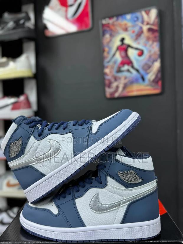Air Jordan 1s - main view
