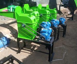 Feed Crusher : Ideal Dry Maize Combs Crushed Fine. - thumbnail 2