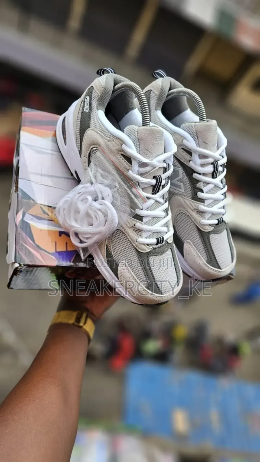 New Balance 530