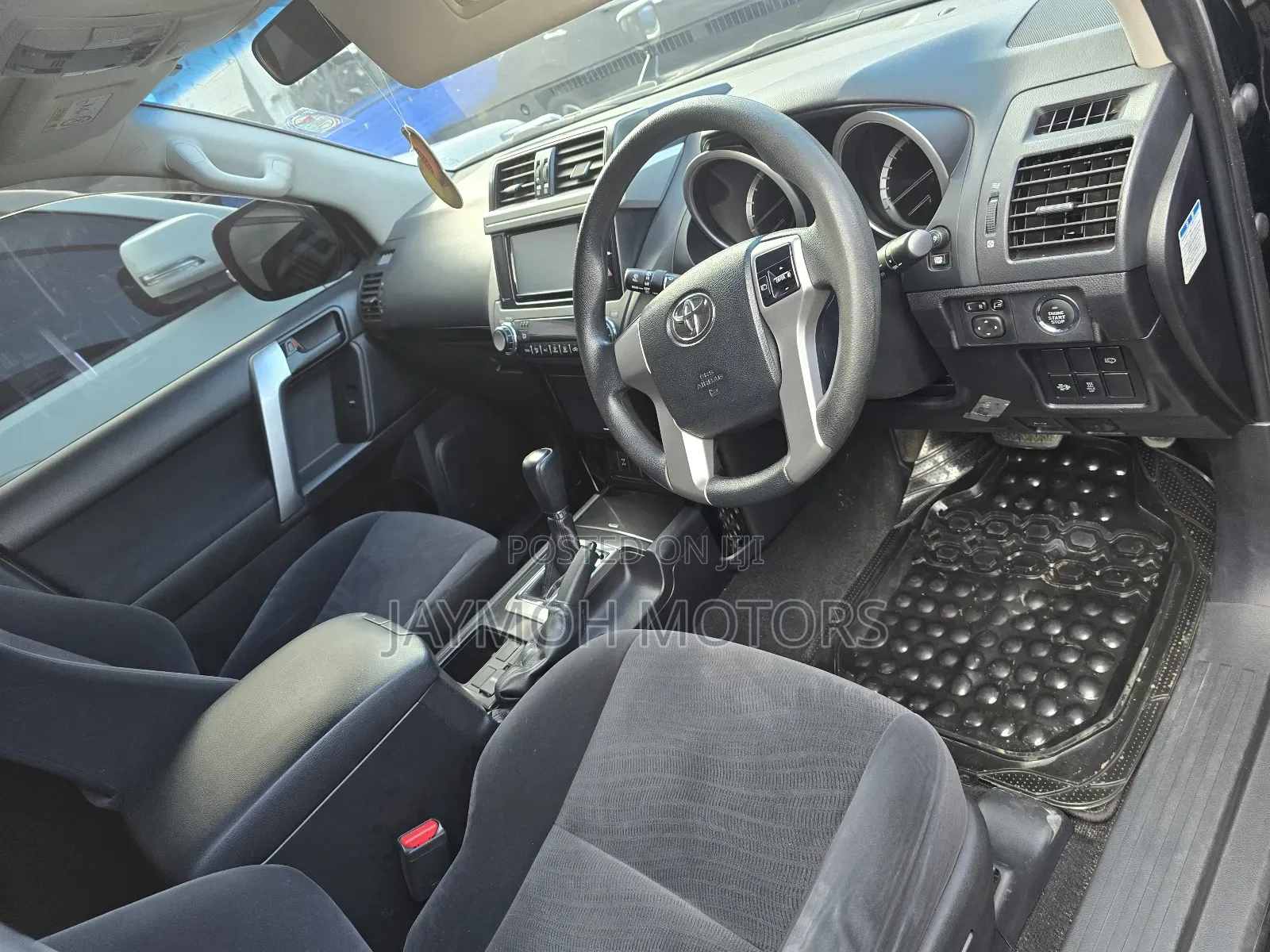 Toyota Land Cruiser Prado 2017 Black