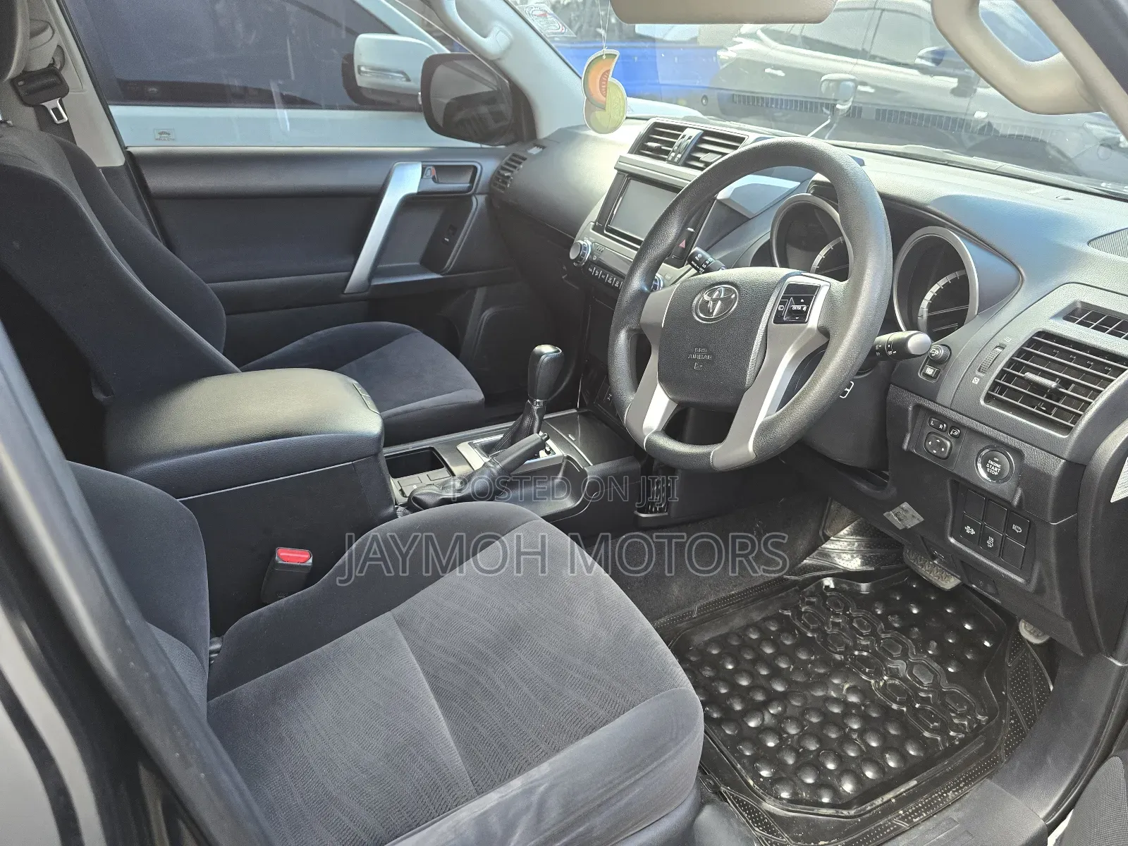 Toyota Land Cruiser Prado 2017 Black