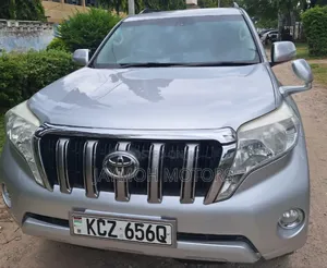 Toyota Land Cruiser Prado 2014 Silver