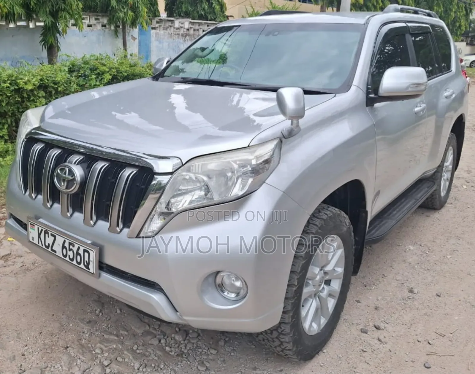 Toyota Land Cruiser Prado 2014 Silver