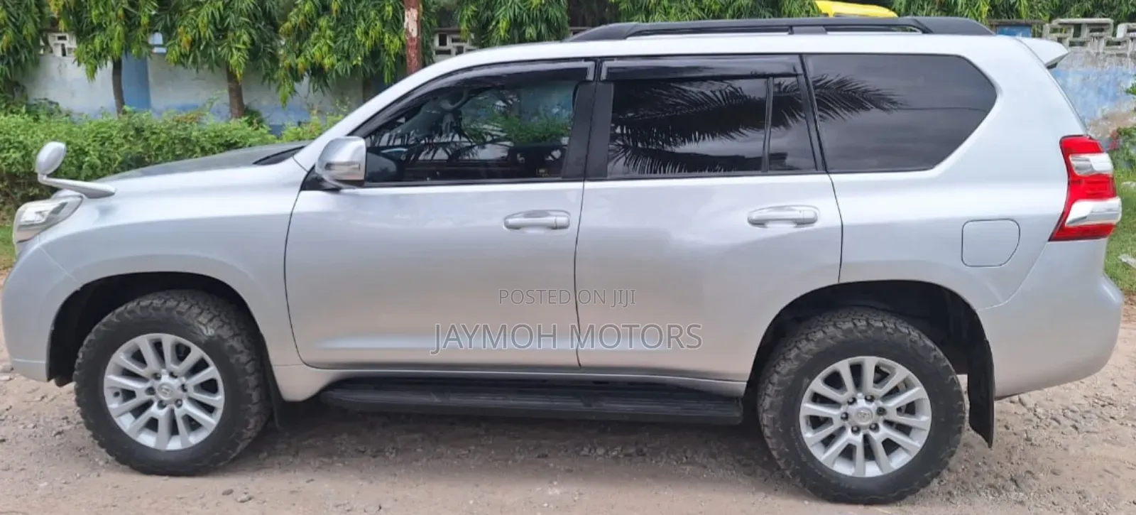 Toyota Land Cruiser Prado 2014 Silver