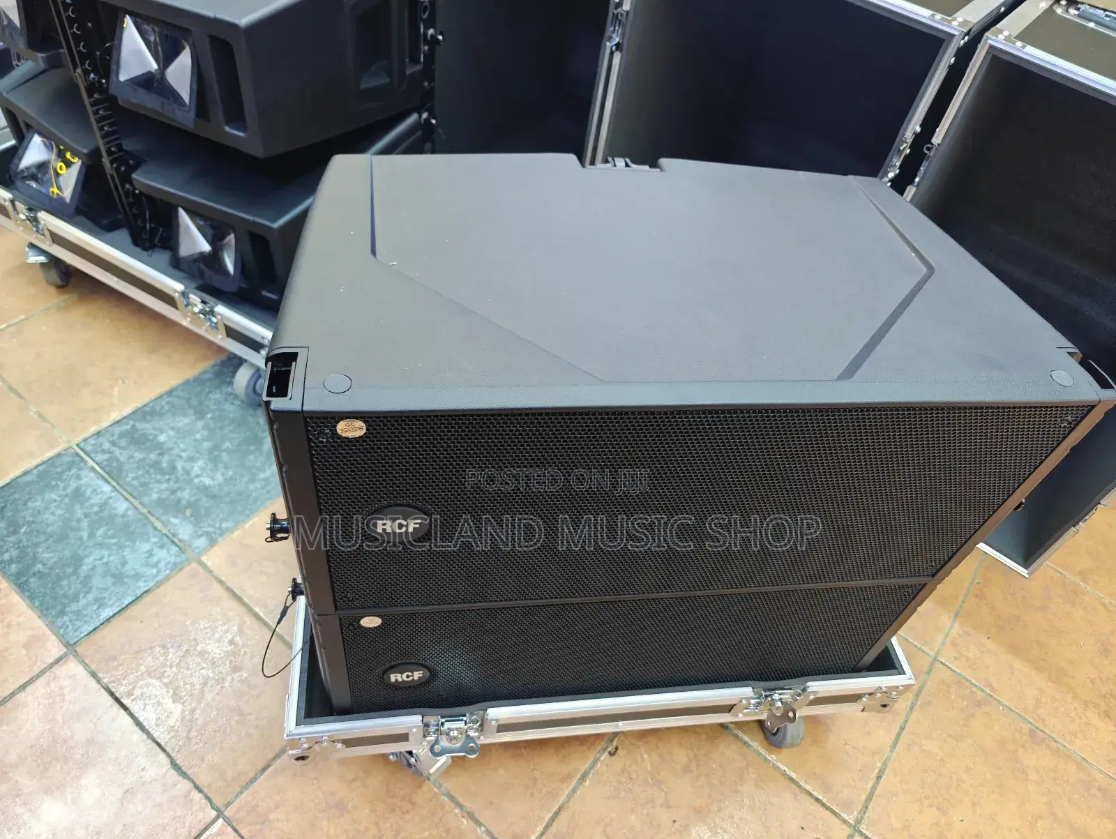 RCF HDL 20 Active Line Array