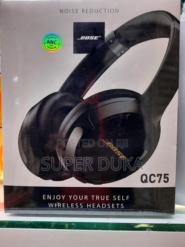 Headphones.Bose Qc75 Wireless Head Set. Bluetooth - main view