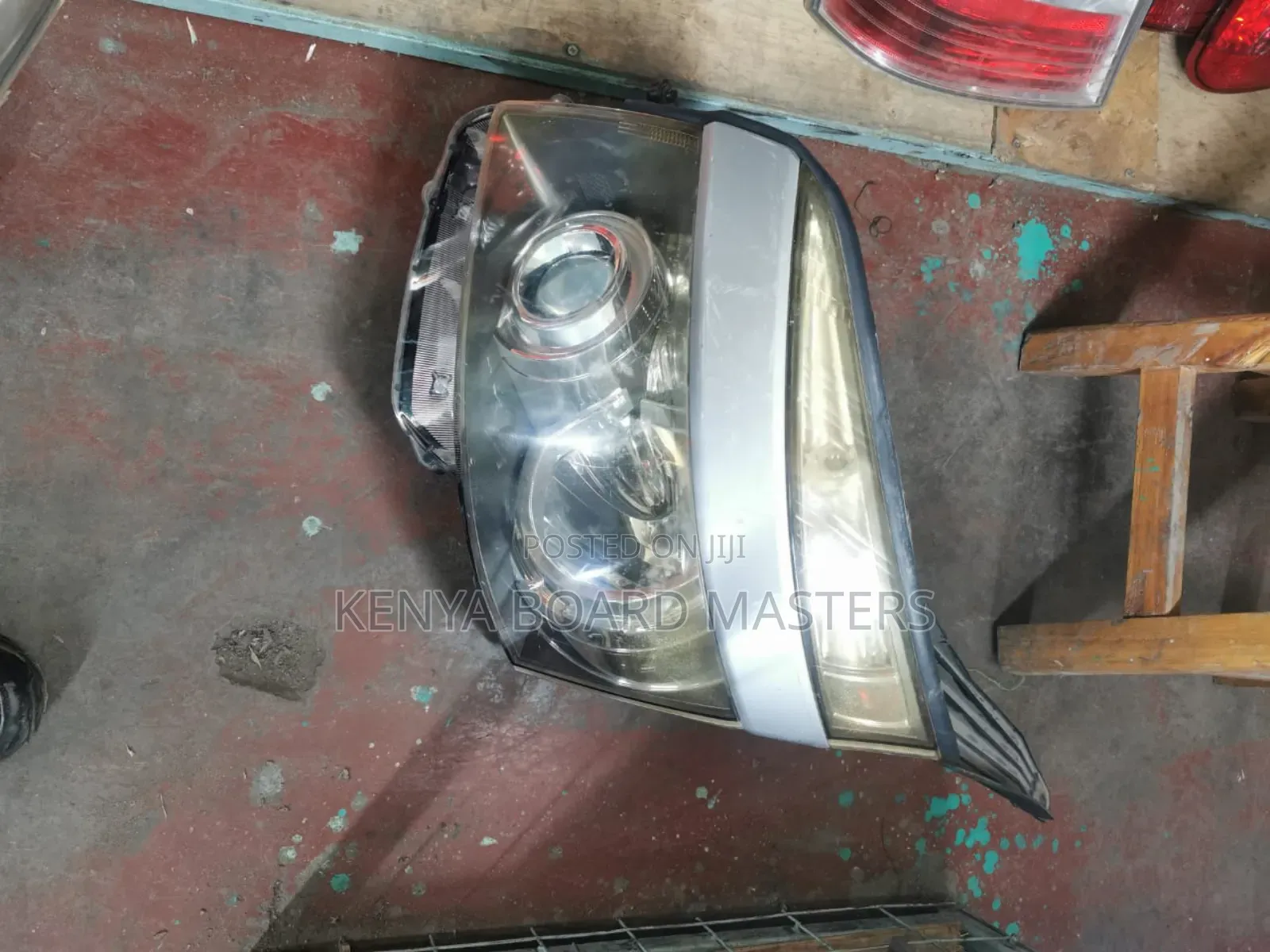 Toyota Voxy 2008 Zenon Headlights