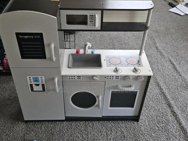 Wooden Pretend Kitchen Set - thumbnail 4