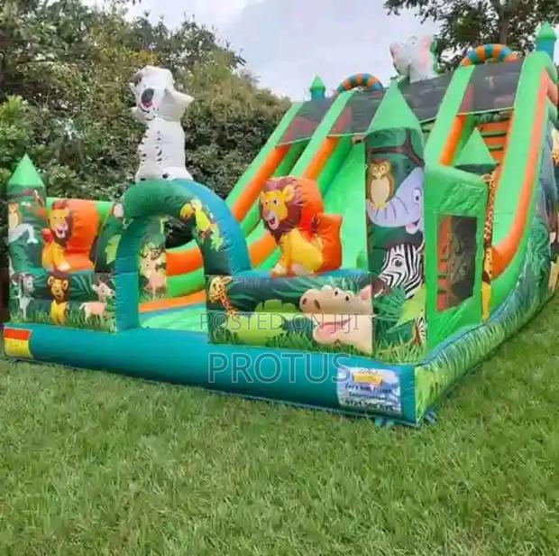 Giant Bouncing Castle for Big Events-Free Minders