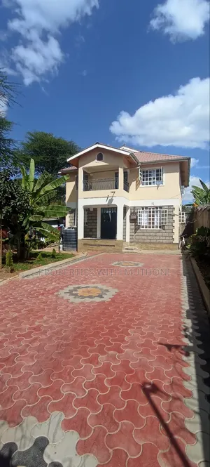 5bdrm Maisonette in Kandisi for sale