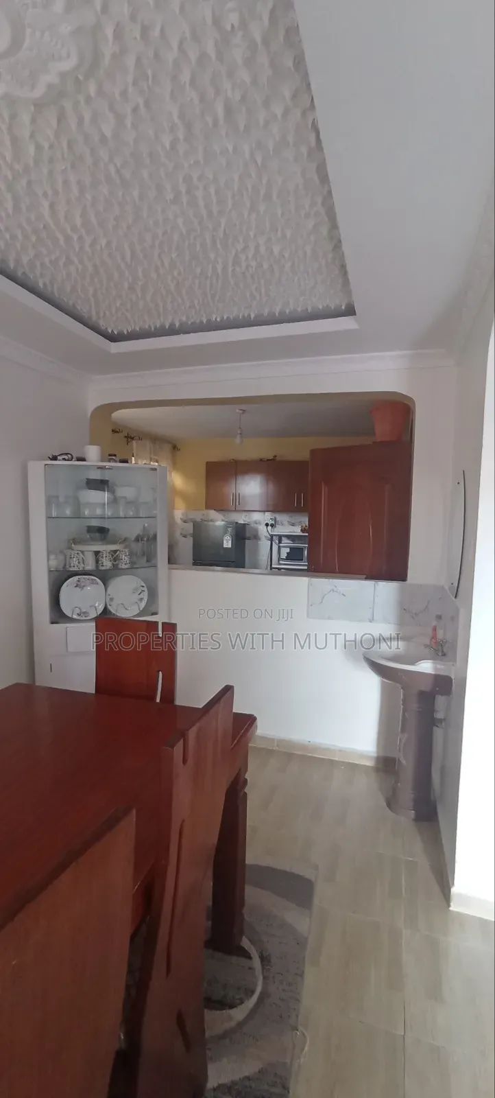 5bdrm Maisonette in Kandisi for sale