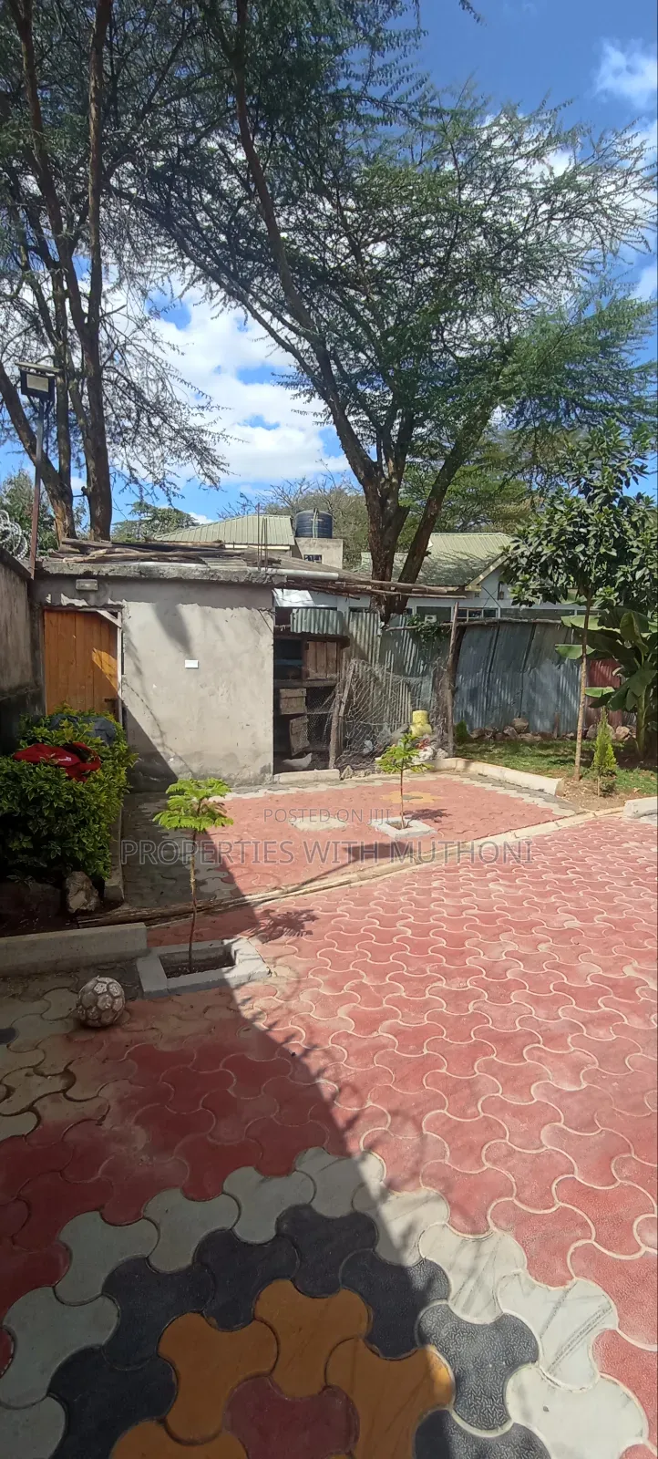 5bdrm Maisonette in Kandisi for sale