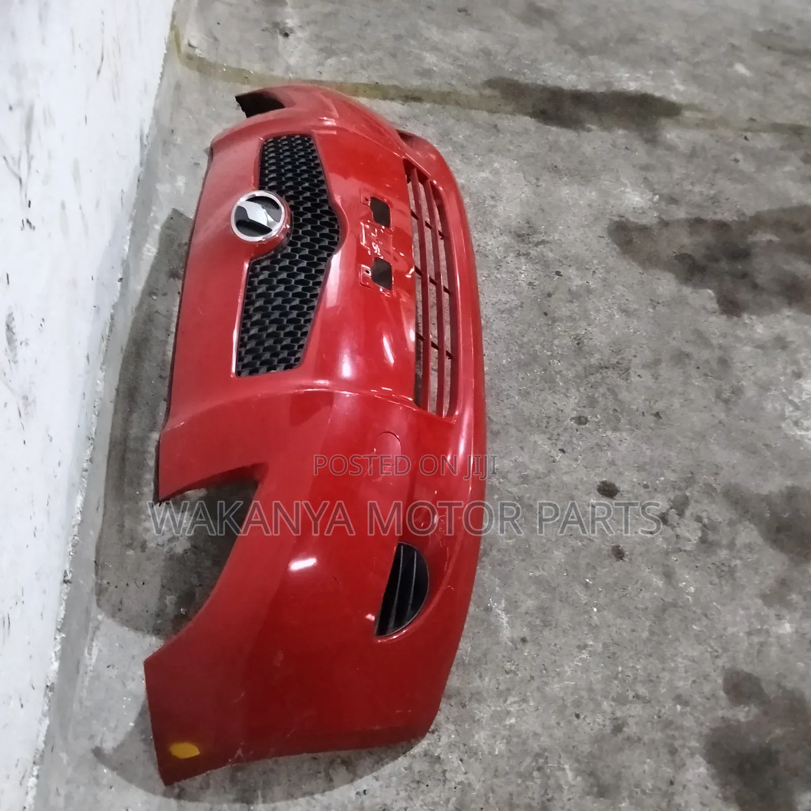 Toyota Vitz 2005/2006 Front Bumper Complete, Ex Japan