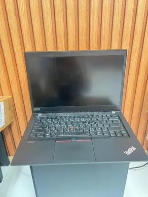 Laptop Lenovo ThinkPad T14 G4 16GB AMD Ryzen 7 SSD 512GB