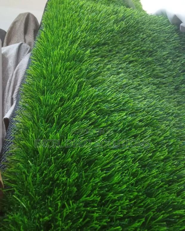 Green Artificial Turf Carpet – Versatile Elegant