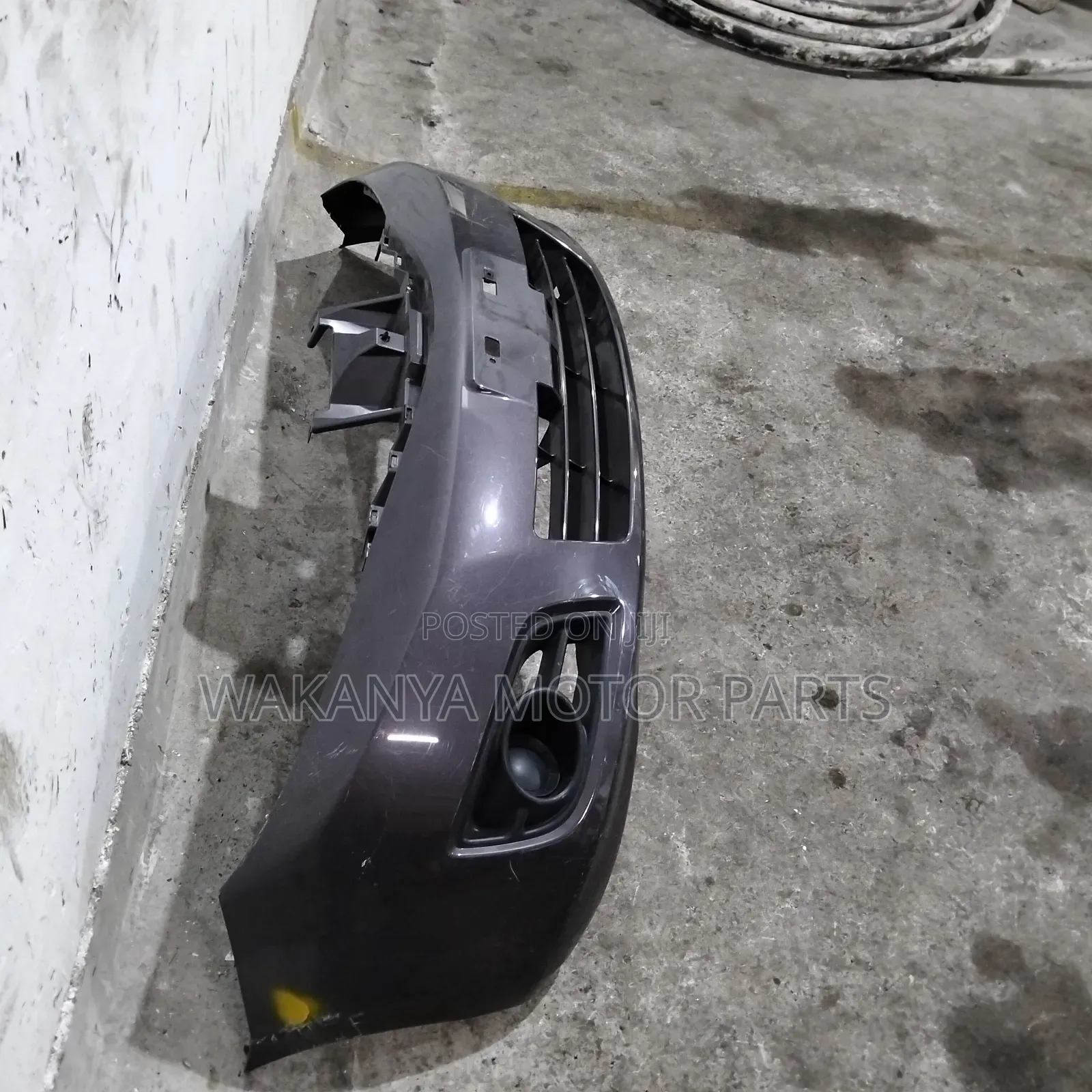 Nissan Note E11 2008, Front Bumper Complete With Fog Covers