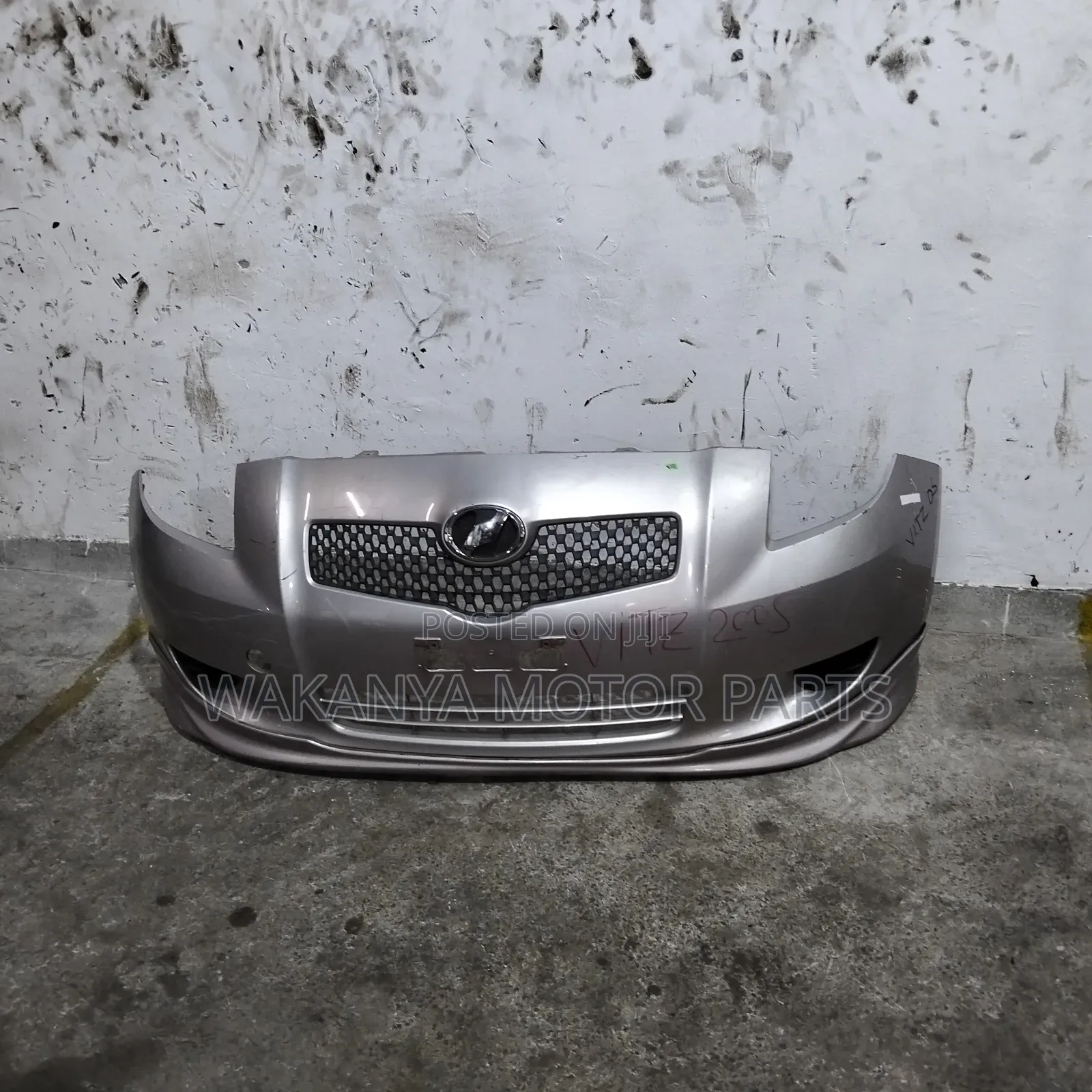 Toyota Vitz 2005/2006 Front Bumper Complete With Body Kit