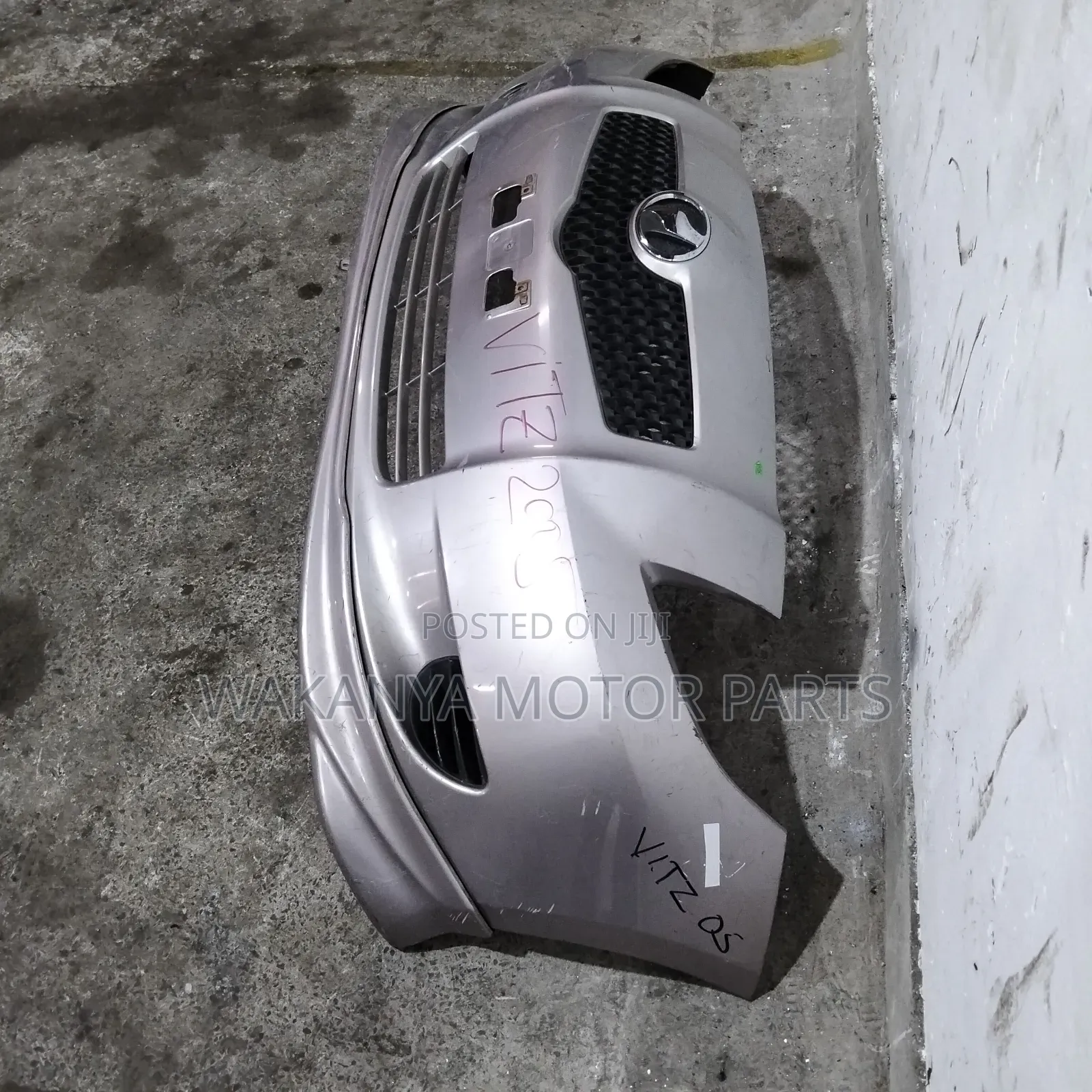 Toyota Vitz Model 2005/2006 Front Bumper With Body Kit