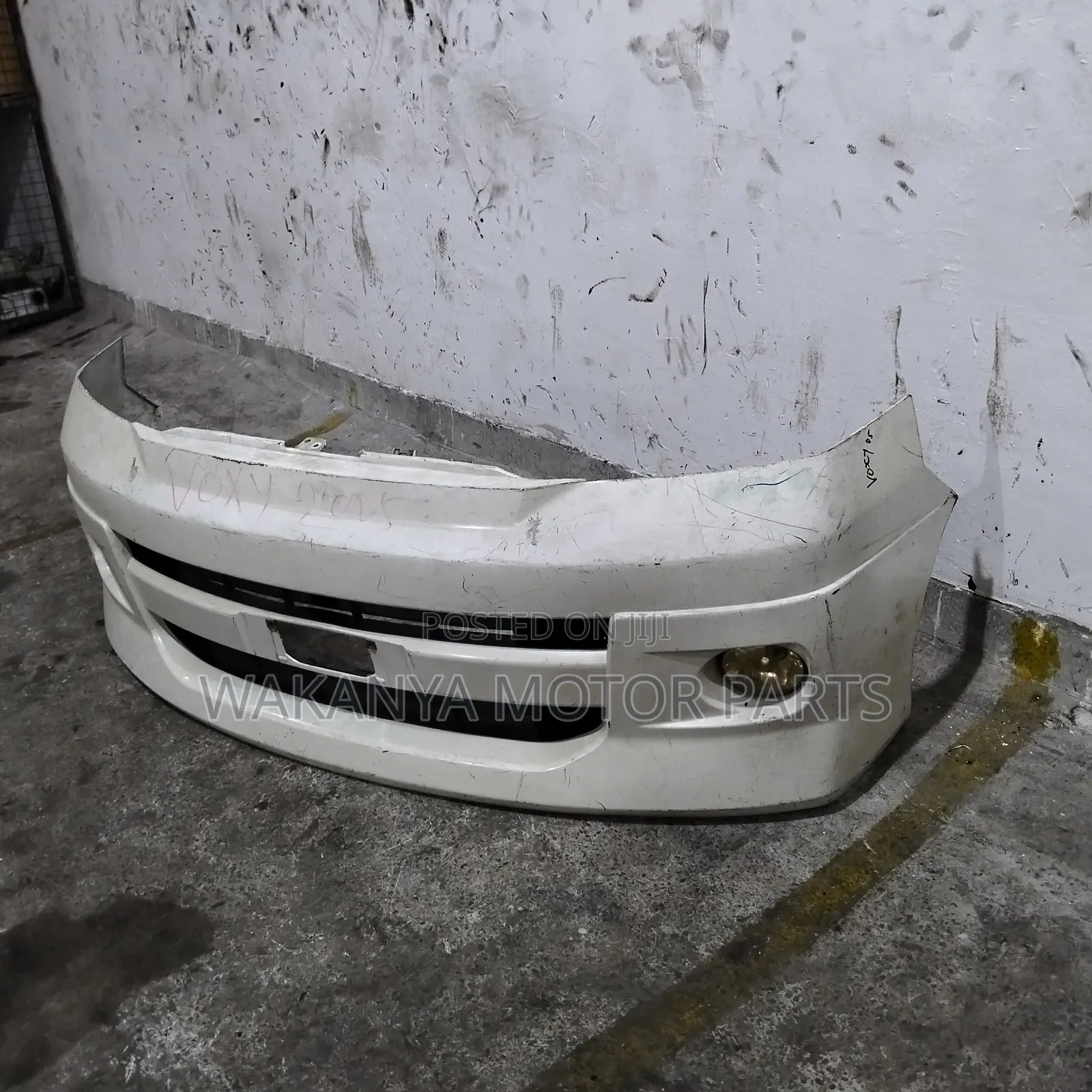 Toyota Voxy Model 2002/2003 Front Bumper With Fog Lamps