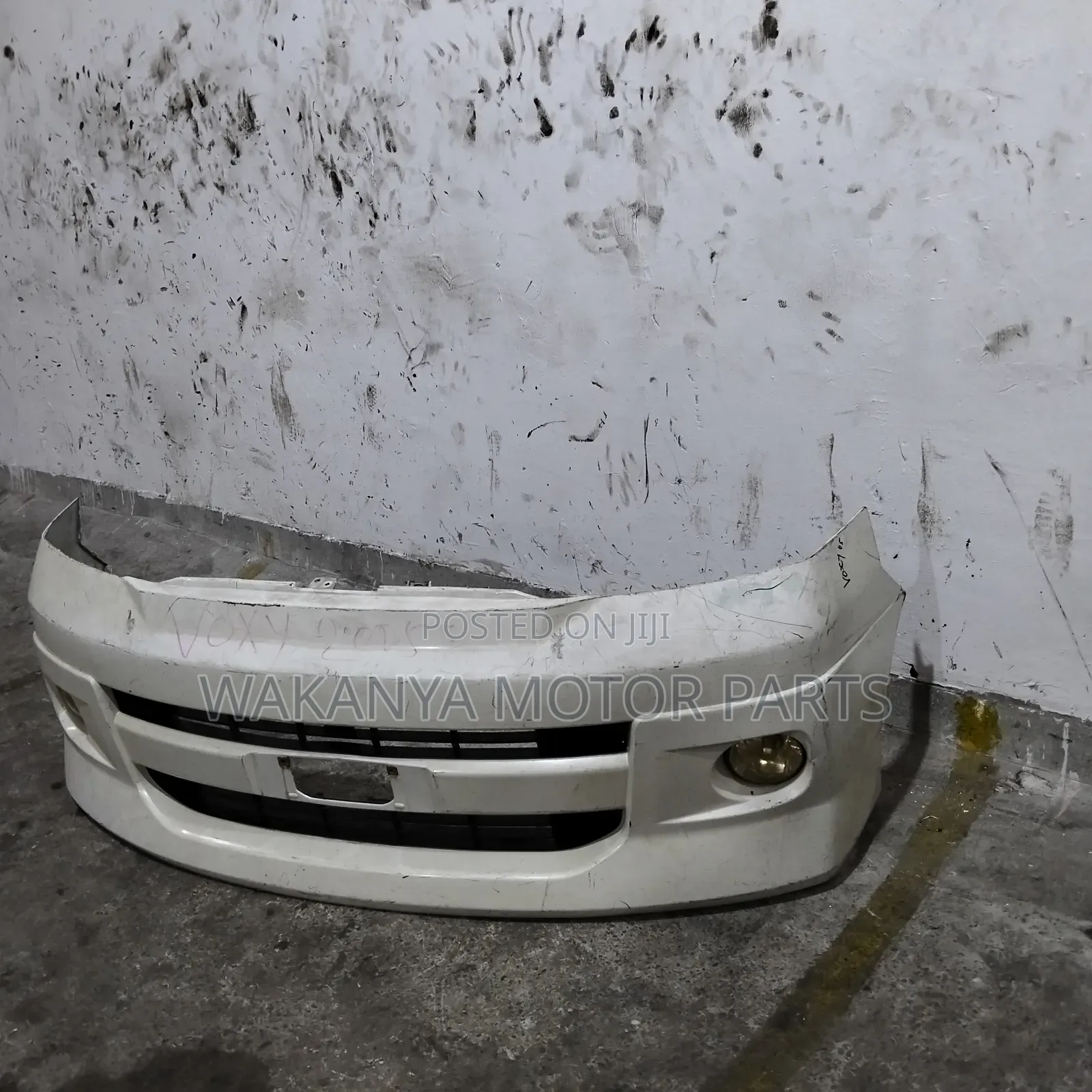 Toyota Voxy Model 2002/2003 Front Bumper With Fog Lamps