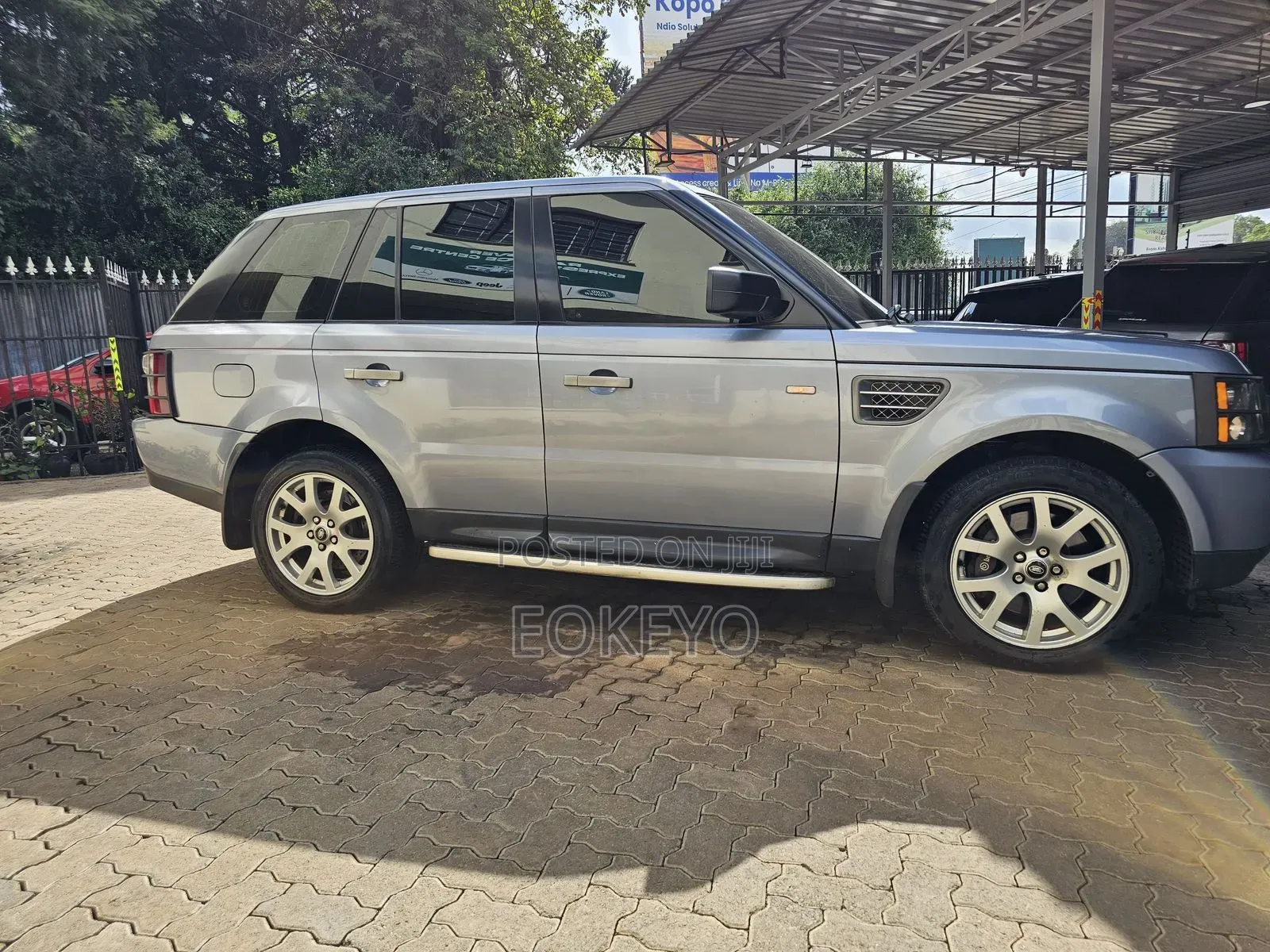 Land Rover Range Rover Sport 4.2 V8 SC 2009 Gray