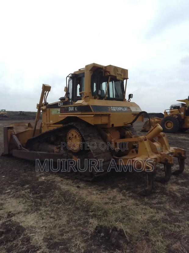 Bulldozer Machine - thumbnail 3