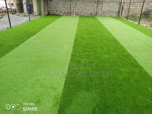 Decorative Grass Rug Perfect for Events and Parties