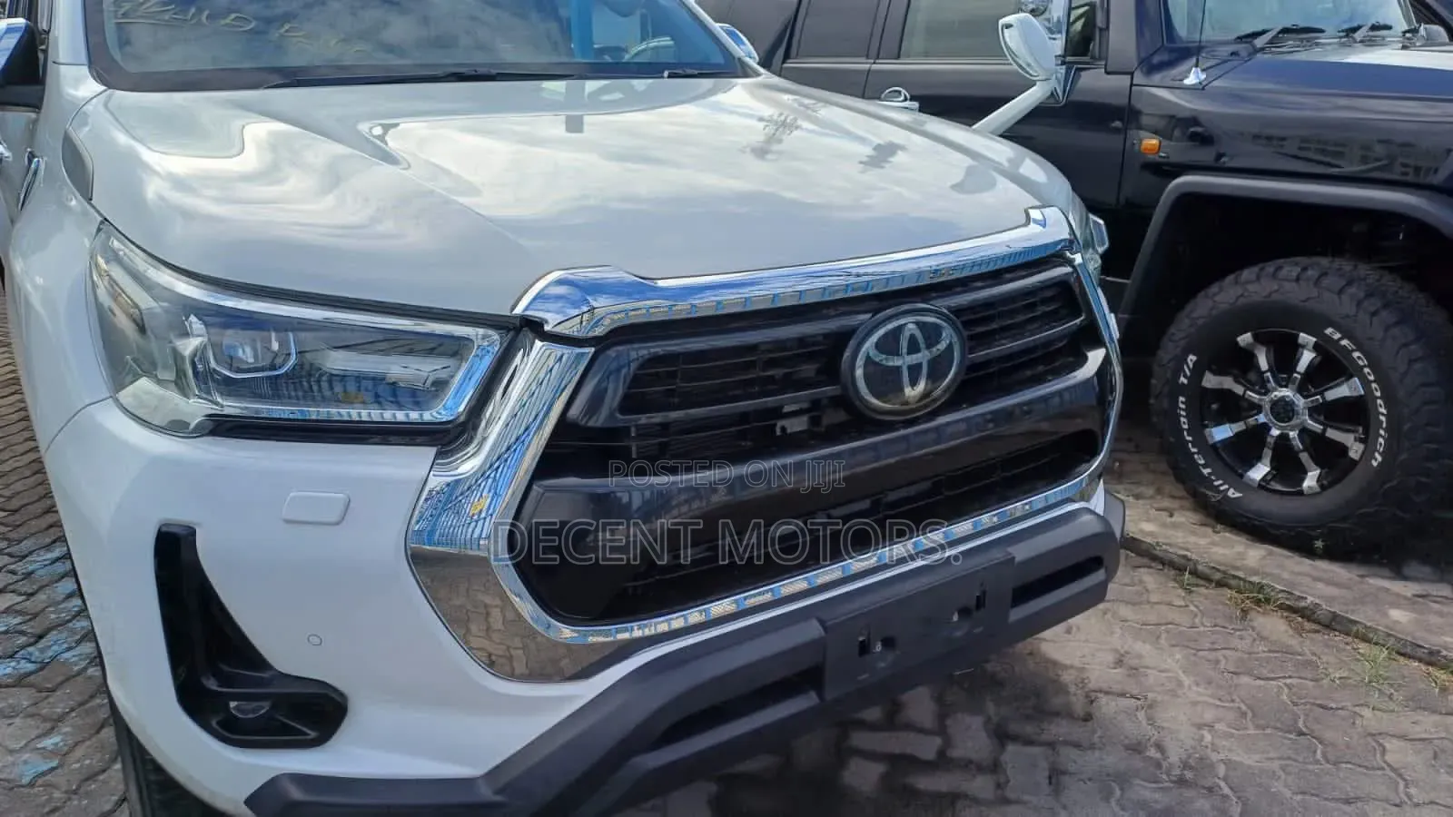 Toyota Hilux Revo Double Cab Deisel 2.4 AWD 2020 White