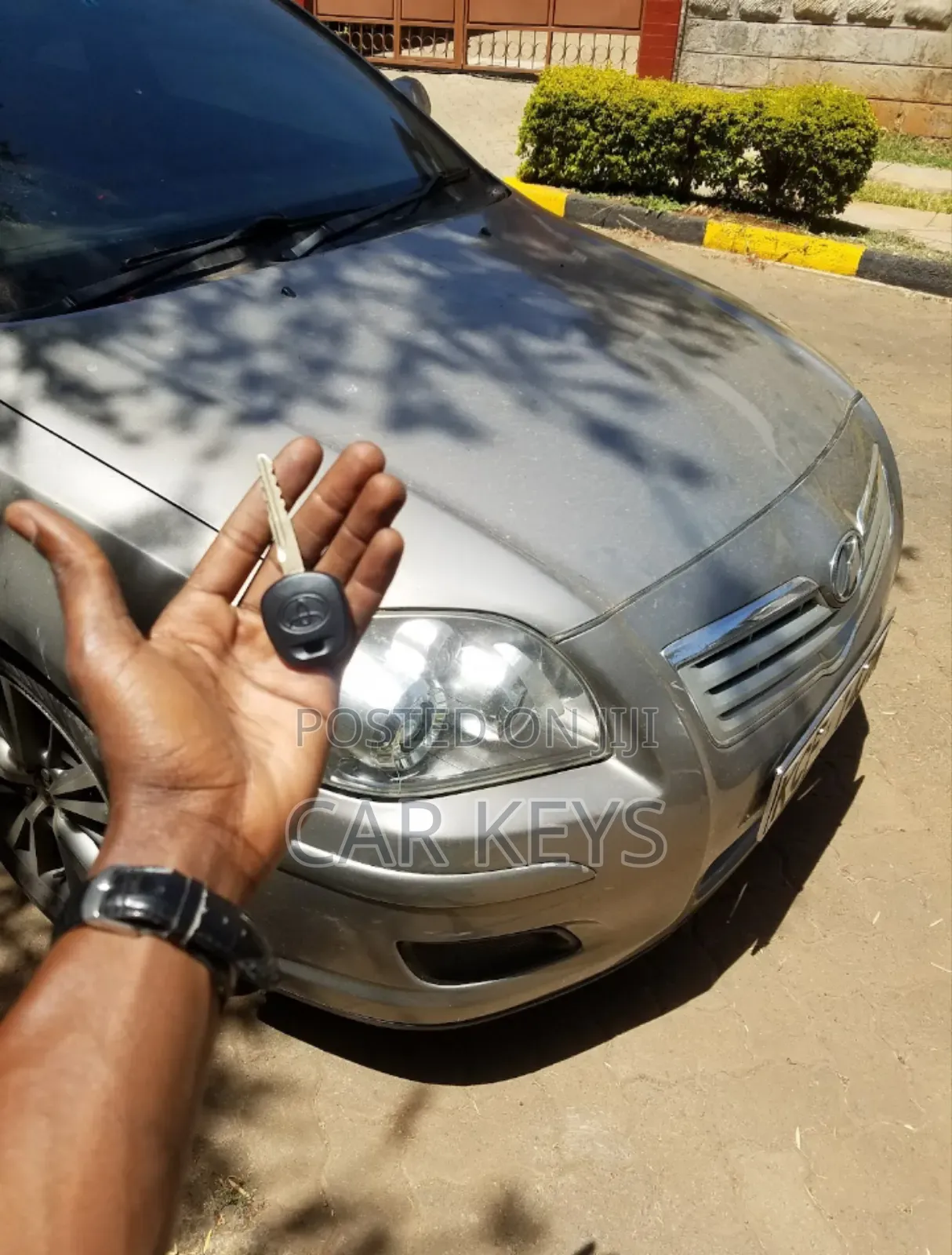 Toyota Avensis Key Replacement Services 
