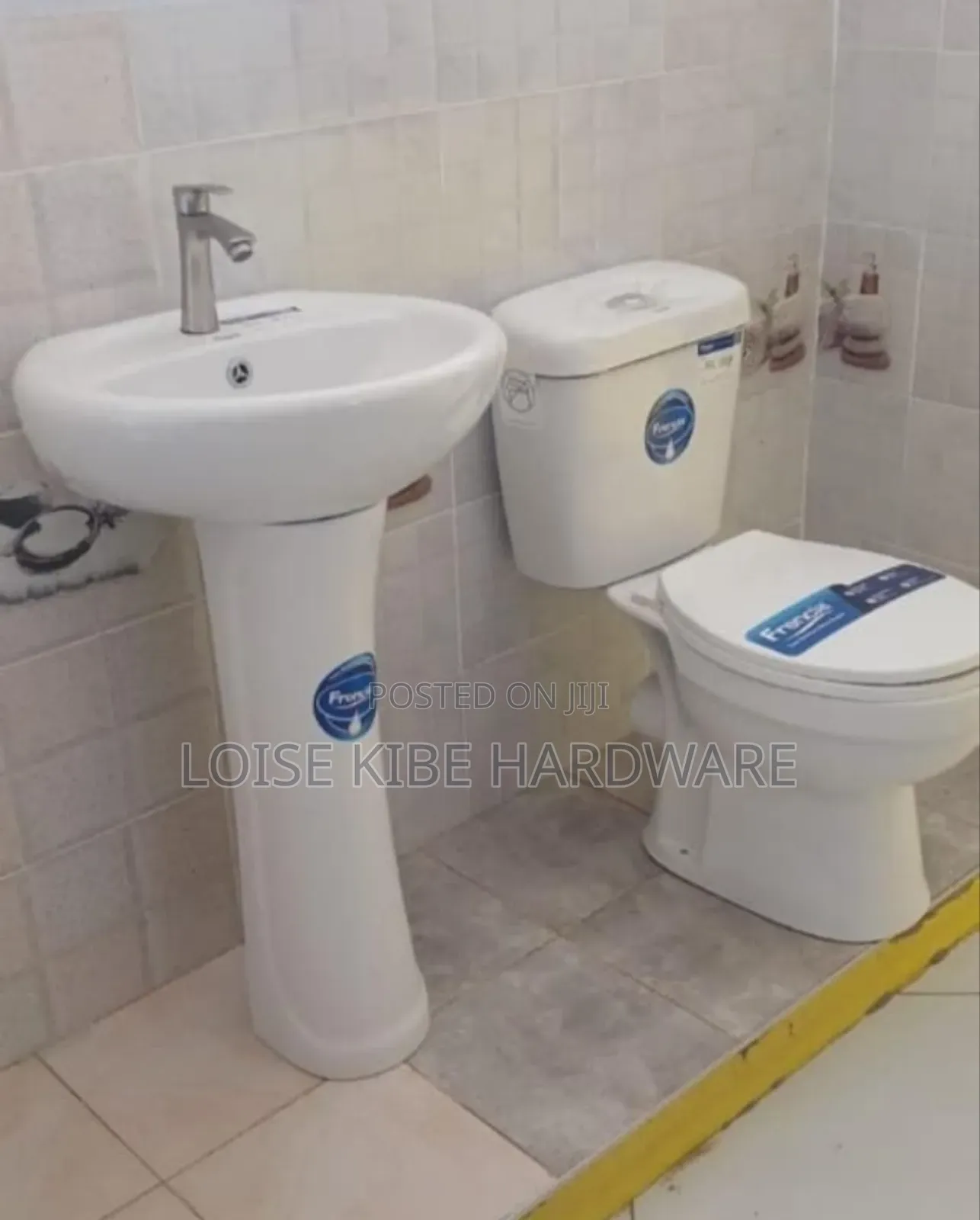 Frencia New Design Toilet Seat Available