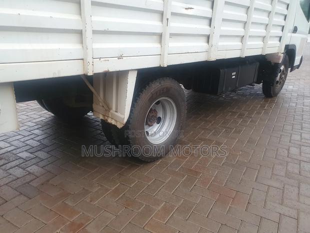 Mitsubishi Canter - thumbnail 6