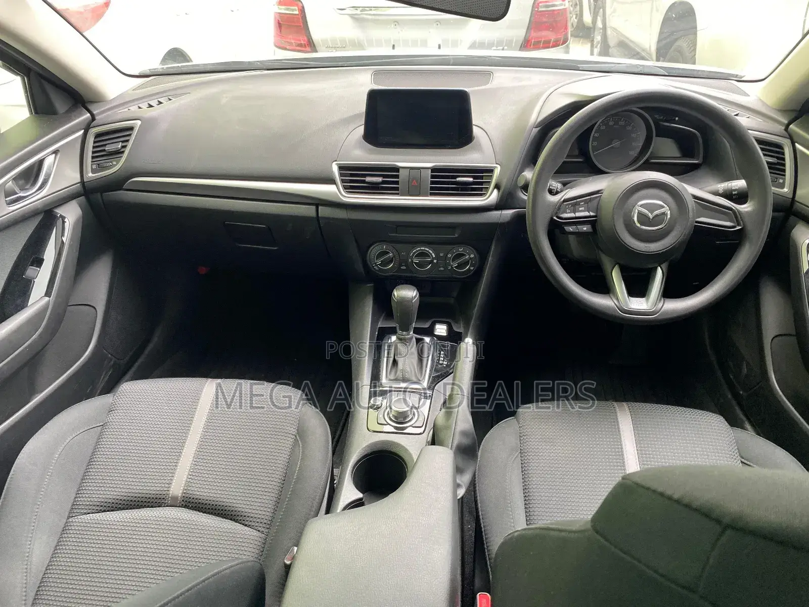 Mazda Axela 2018 Silver
