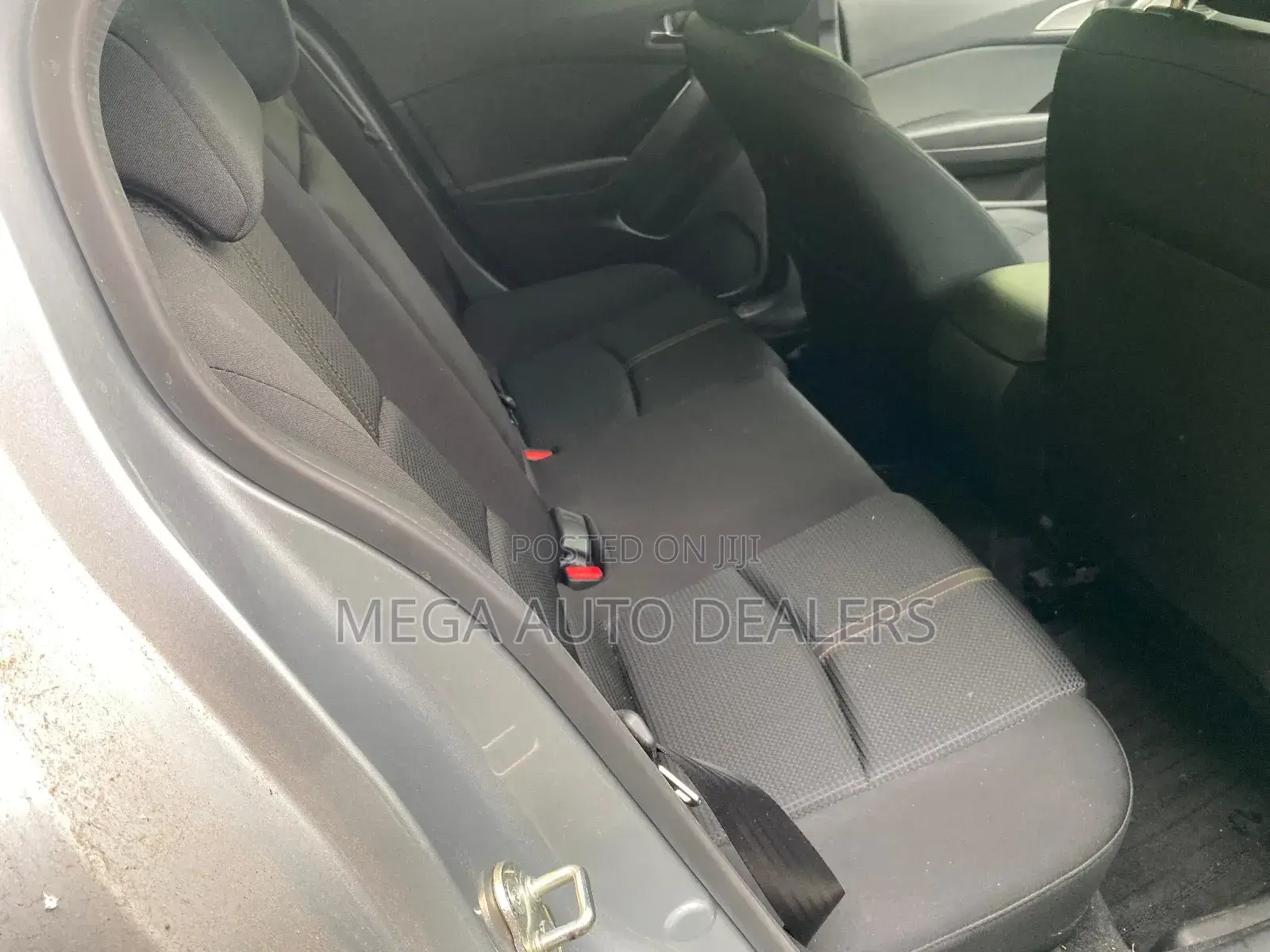Mazda Axela 2018 Silver