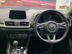 Mazda Axela 2018 White