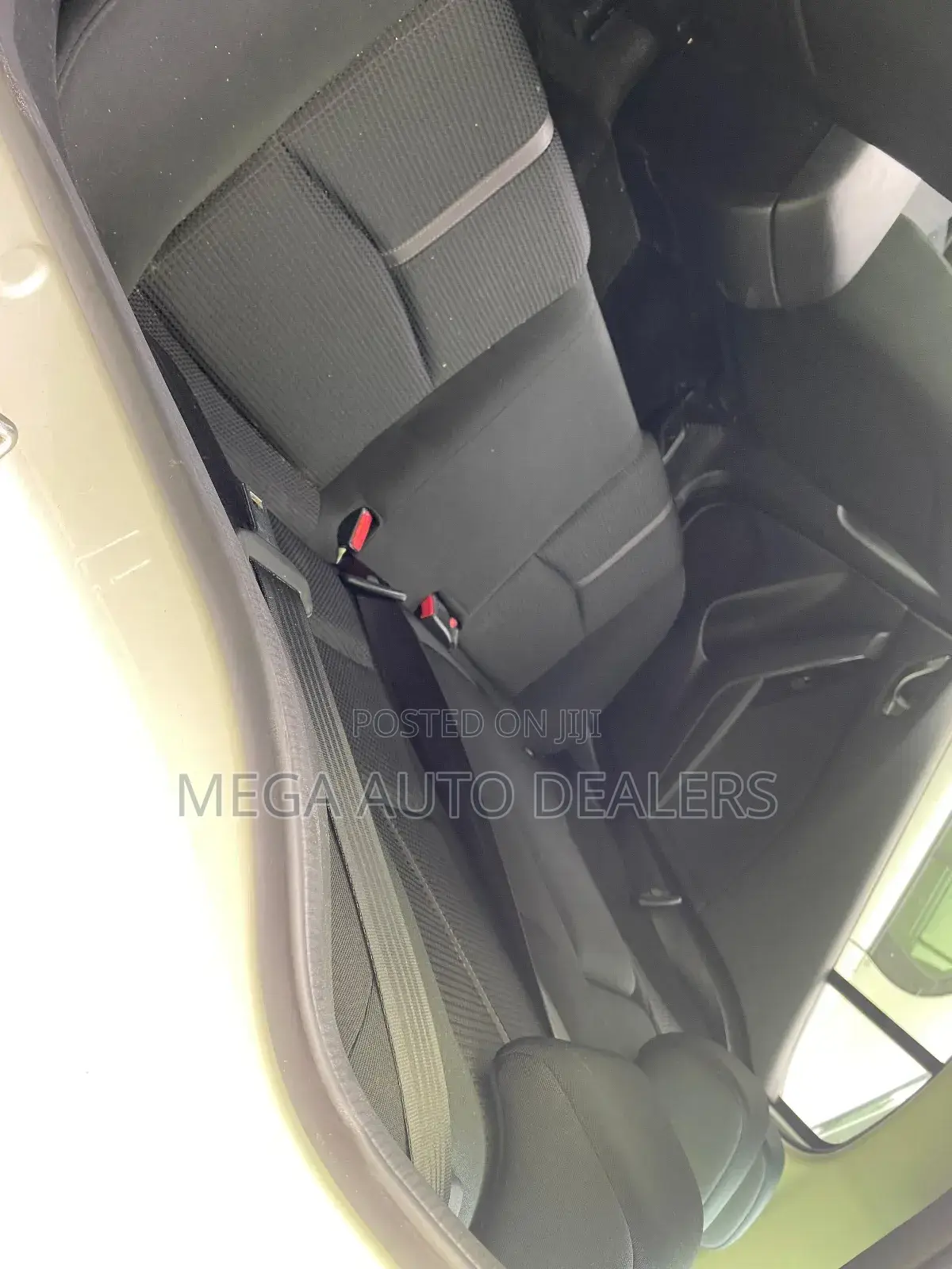 Mazda Axela 2018 White