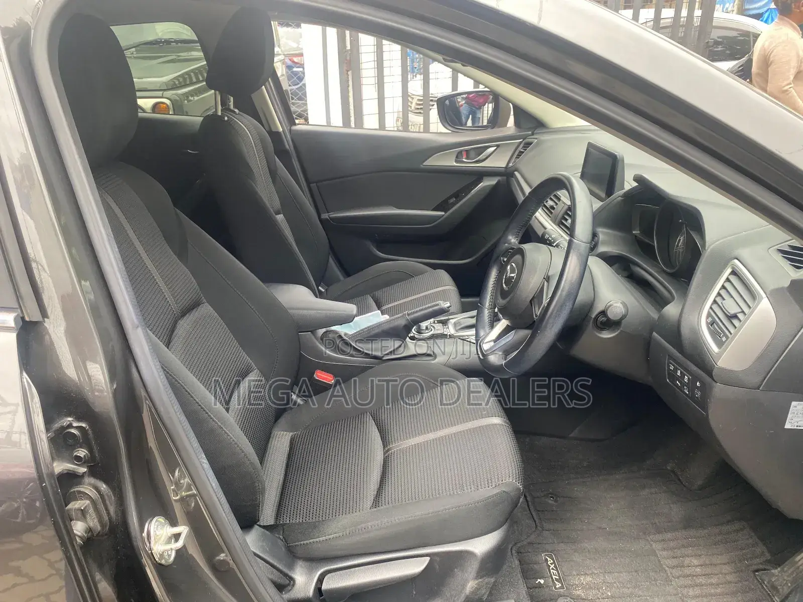 Mazda Axela 2018 Gray