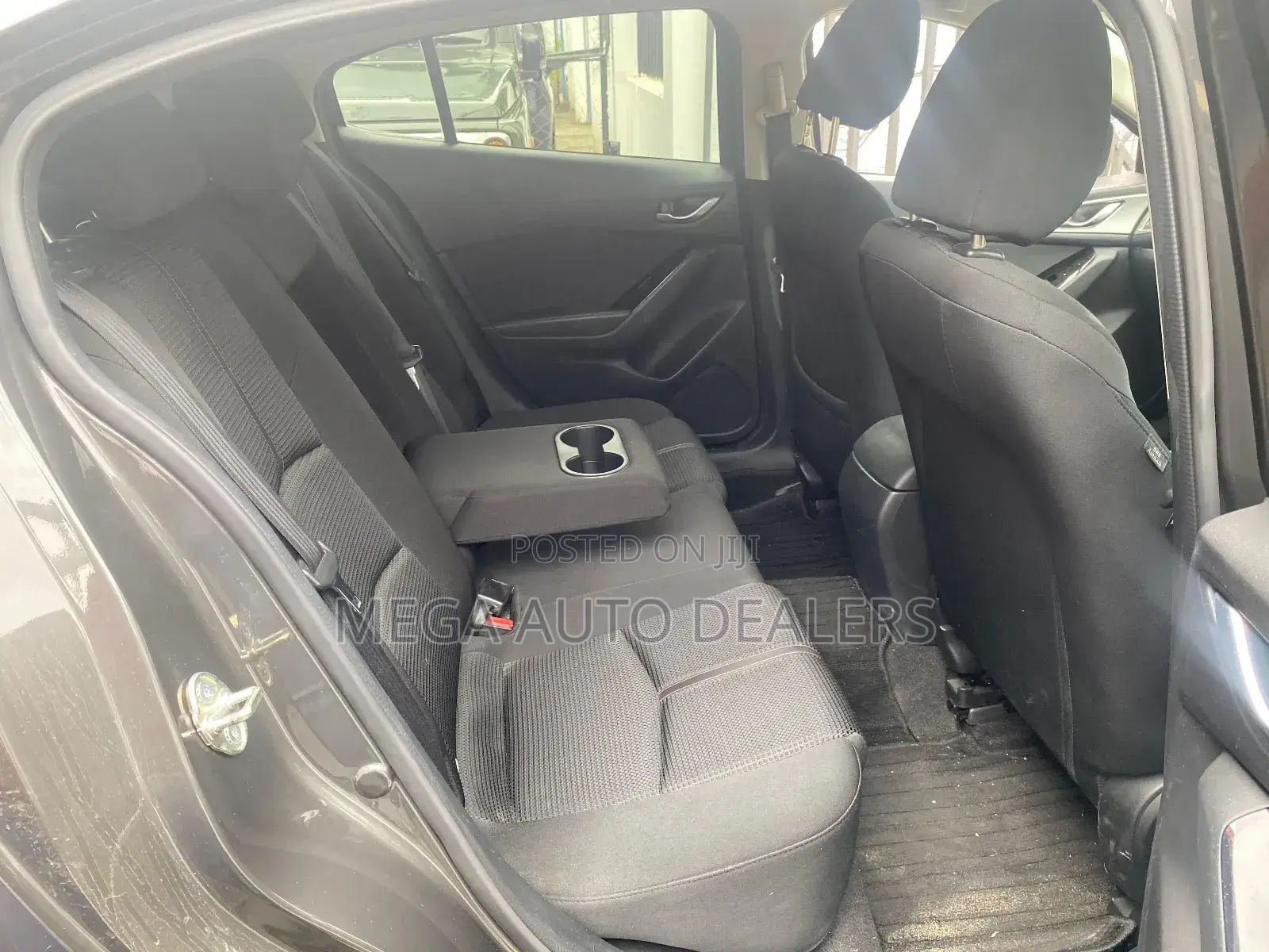 Mazda Axela 2018 Gray