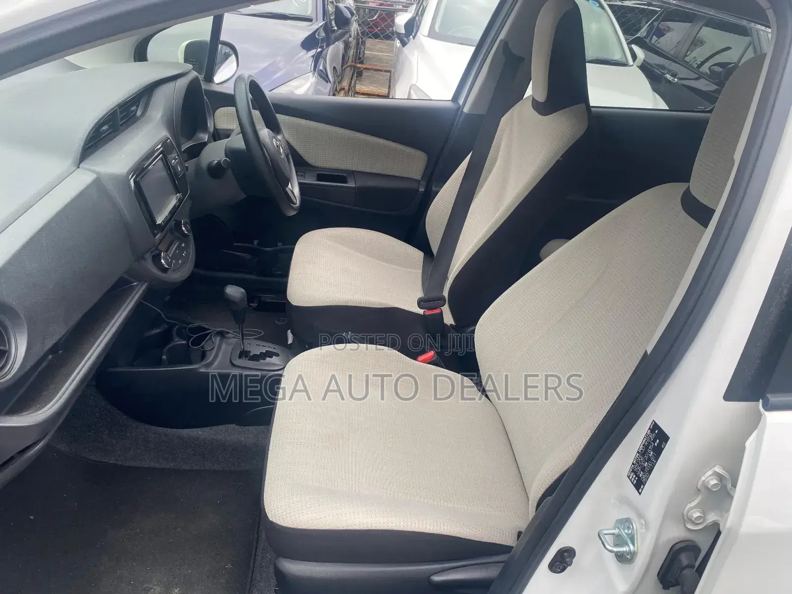 Toyota Vitz 2018 White