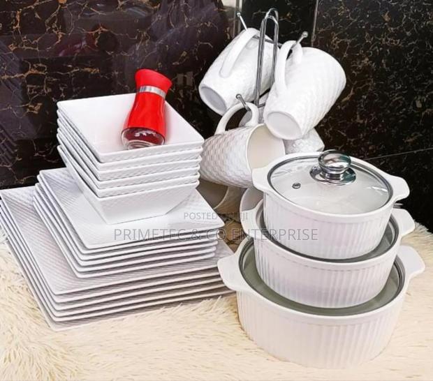 28 PCS Dinner Set - main view