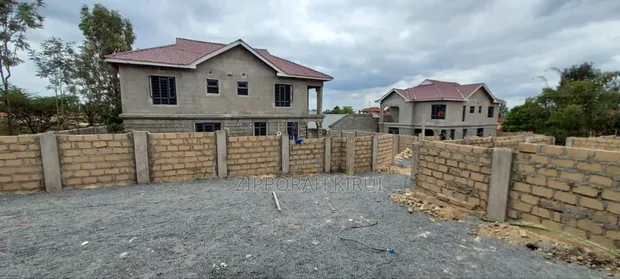 4bdrm Mansion in Nkoroi for sale