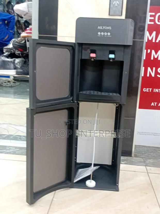 Ailyons Hot and Cold Bottom Load Water Dispenser