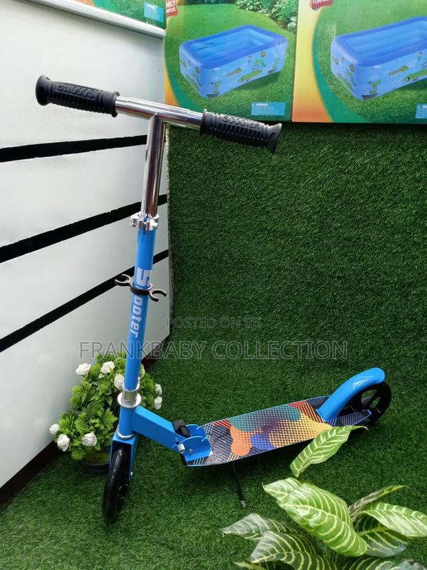 Two-Wheel Kick Scooter - main view