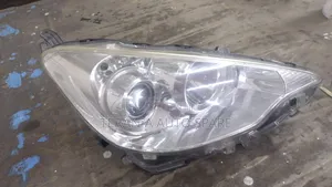 Aqua 2010 Headlight Non Zenon