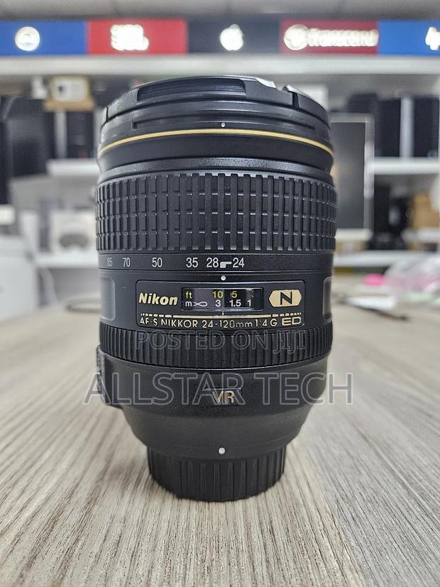 Nikon Af-S Nikkor 24-120mm F/4g Ed Vr Lens