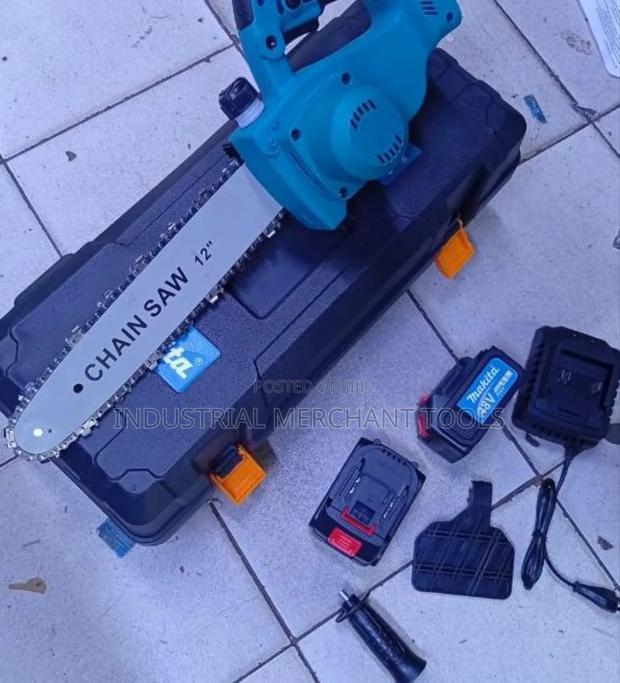 Improved Cordless Chainsaw - main view