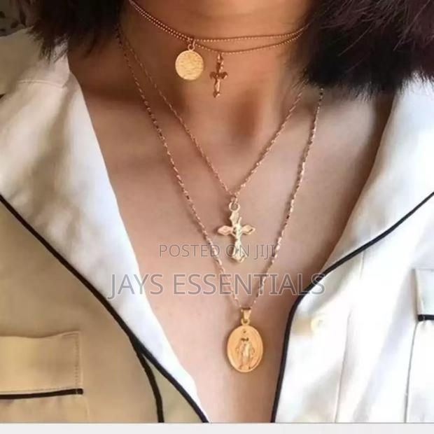 Elevate Your Style With Our Layered Necklaces - thumbnail 4