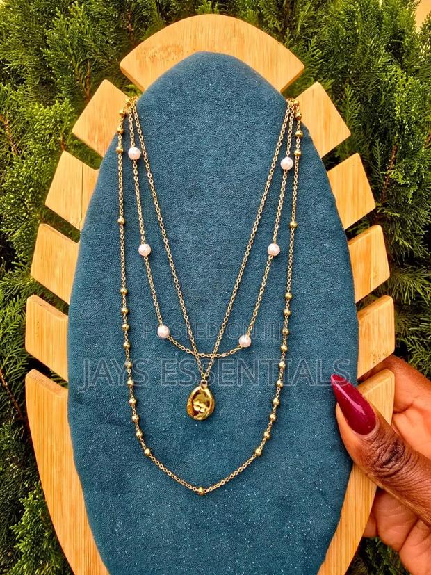 Elevate Your Style With Our Layered Necklaces - thumbnail 12