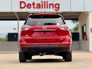 Nissan X-Trail 2016 Red