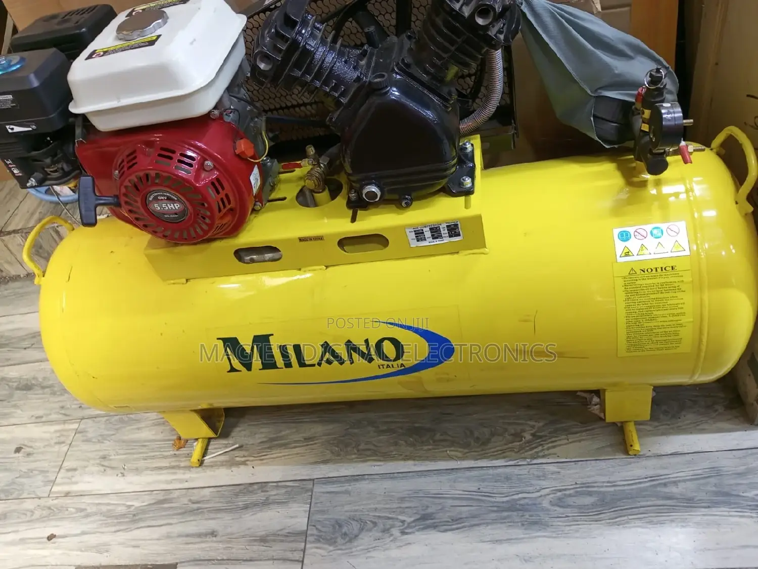 Well Performing 150l Milano Petrol Air Compressor