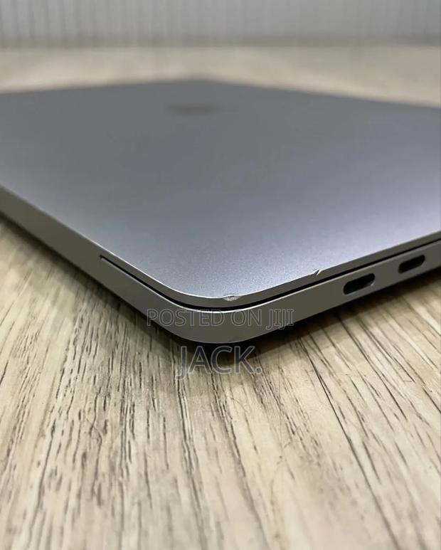 Laptop Apple MacBook Pro 2020 16GB Intel Core i5 SSD 512GB - thumbnail 3